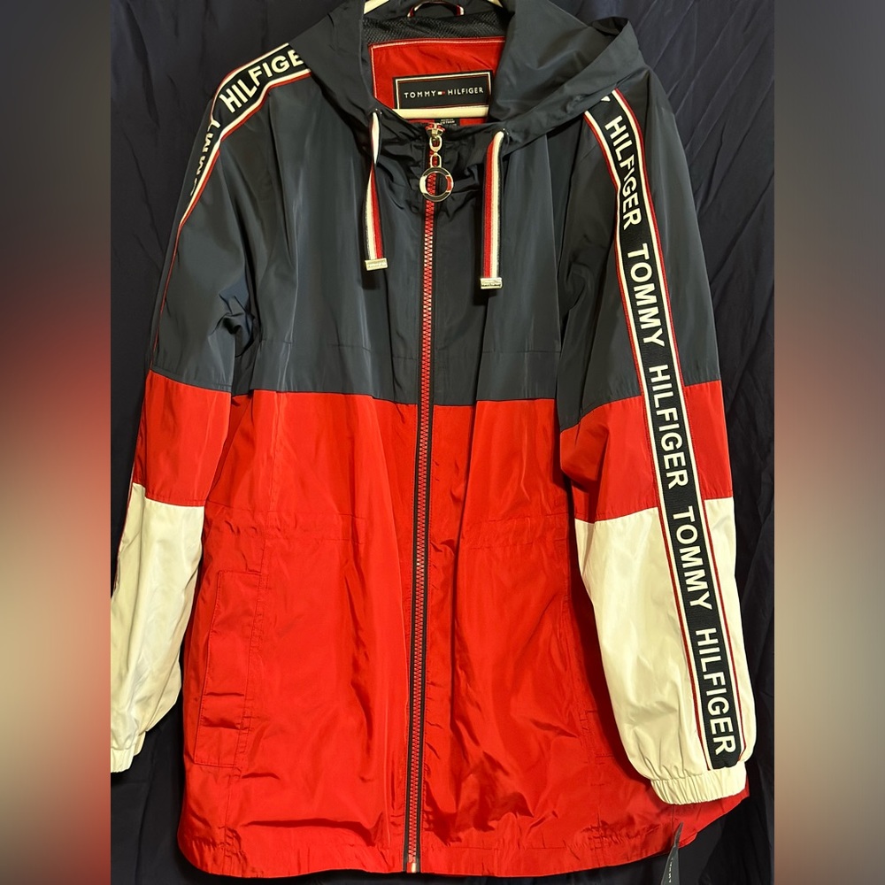 Women’s Tommy Hilfiger jacket. NWT size XL